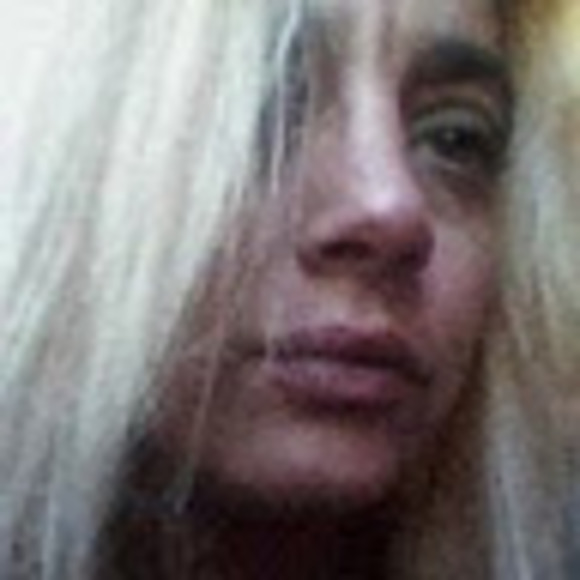 Meet your Posher, Alexis - Picture 1 of 1